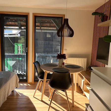 Apartments Pri Fencu 耶塞尼采 外观 照片