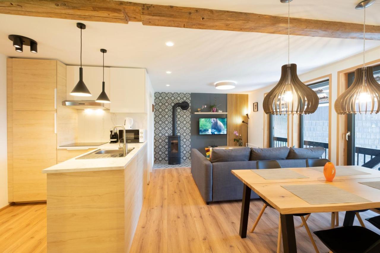 Apartments Pri Fencu 耶塞尼采 外观 照片
