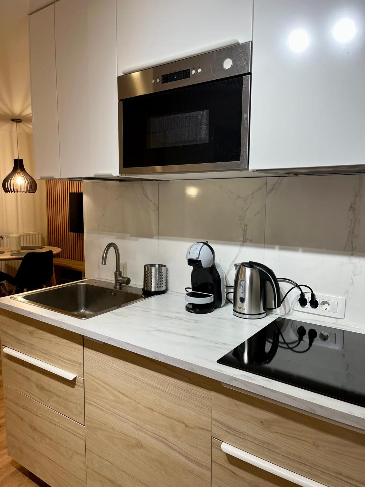 Apartments Pri Fencu 耶塞尼采 外观 照片
