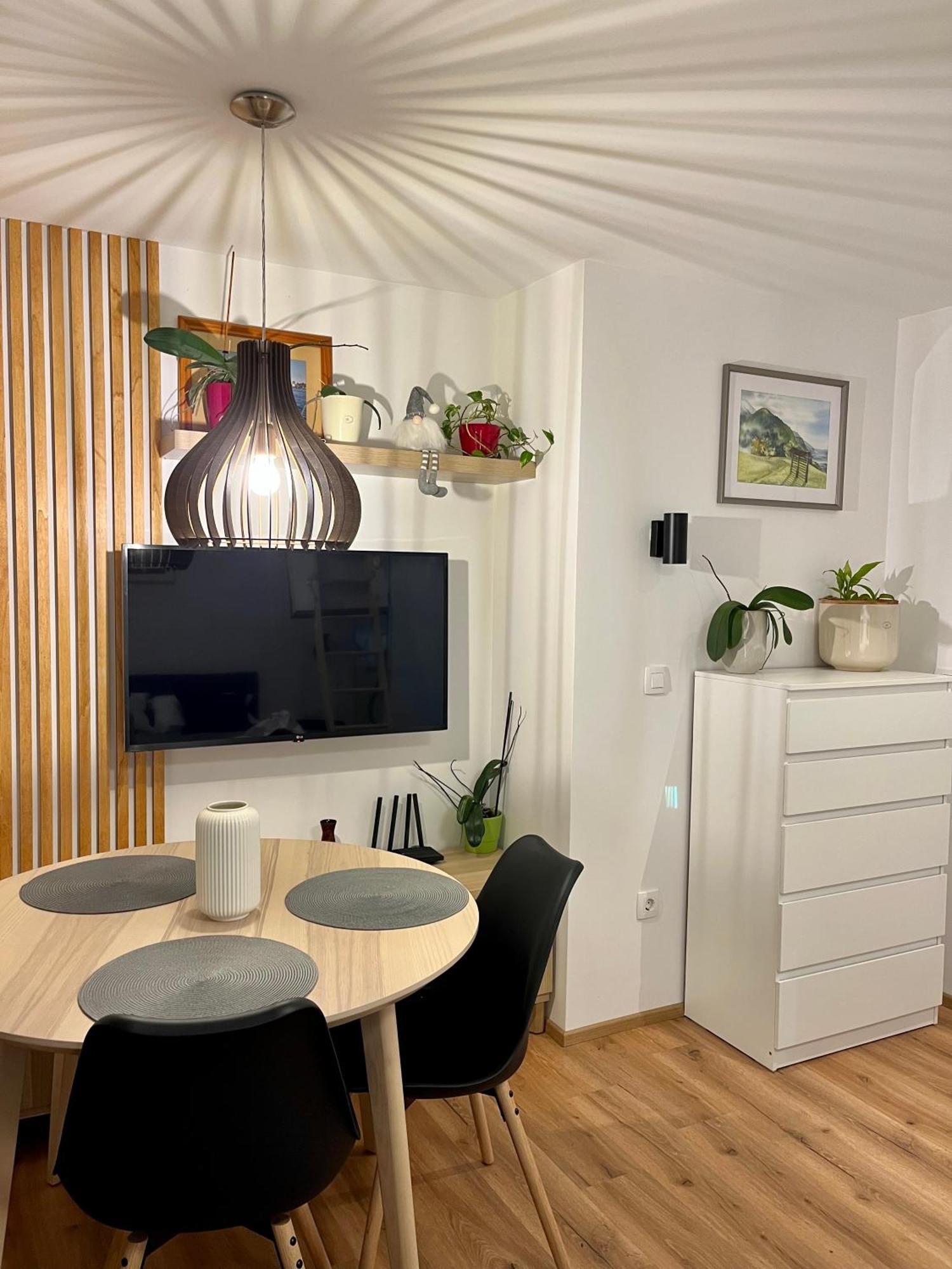 Apartments Pri Fencu 耶塞尼采 外观 照片